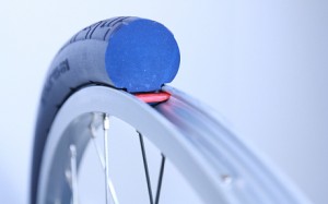 Cross-section of a Tannus solid tyre. Credit: Tannus.com